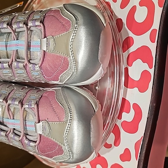 A New with tags girls AVIA ATHLETICS Shoes pink purple glitter slip on size 6 - Picture 7 of 9